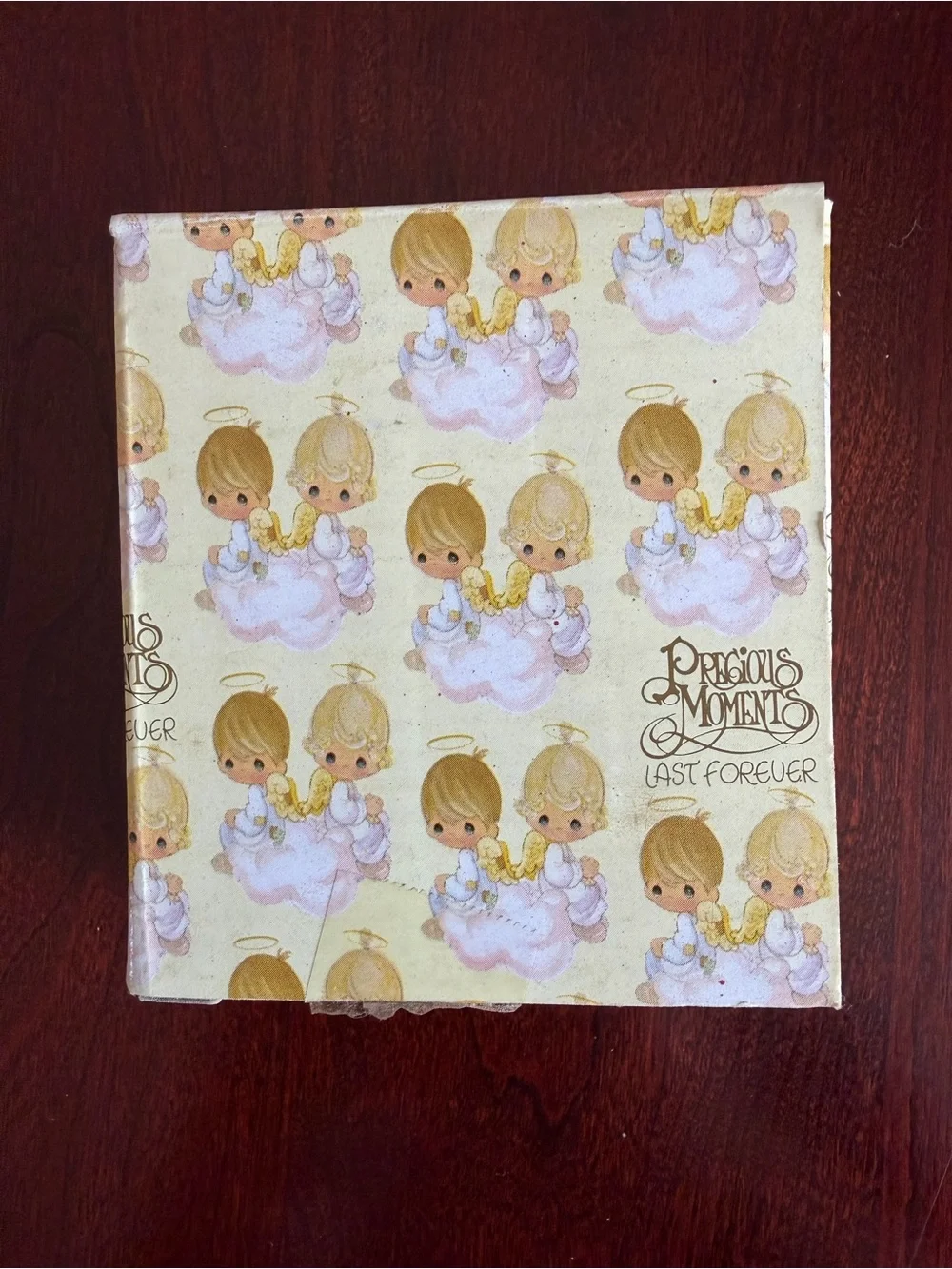 Vintage 1990 Precious Moments Enesco 4Pc Porcelain Snowflake Christmas Ornaments